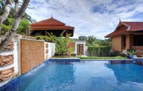 Villa with Garden View
