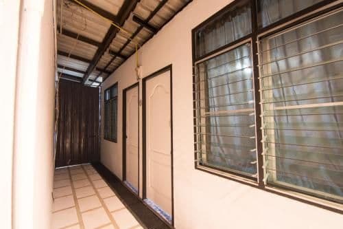 Single Room with Shared Toilet