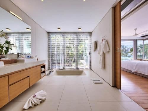 Seven-Bedroom Villa - Tievoli