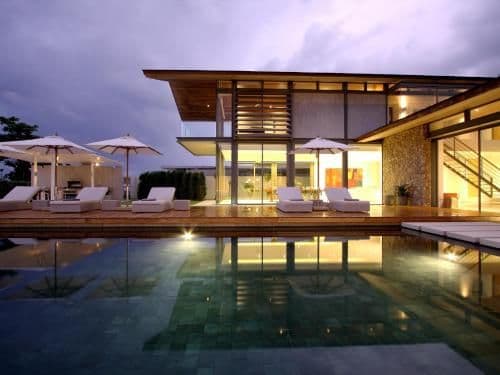 Six-Bedroom Villa - Amarelo