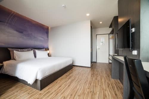 Superior King Room