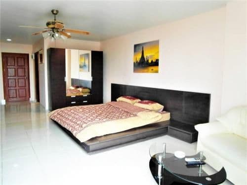 Spacious studio View Talay 2