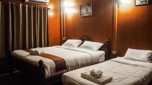 Economy Triple Room with Shared Bathroom