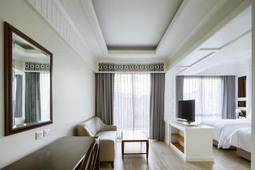Premier Twin Room