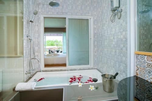 Deluxe Double or Twin Room with Sea View
