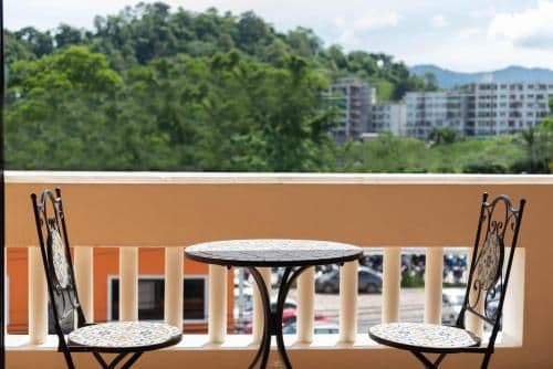 Studio with Balcony