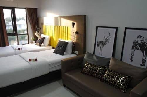 Large Twin Room