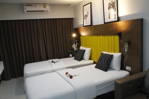 Large Twin Room