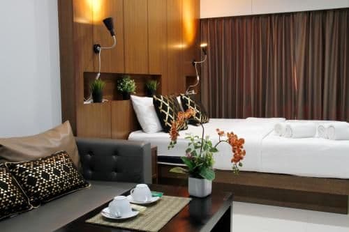 Deluxe King Room
