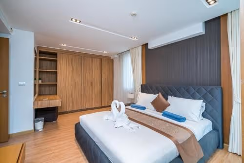 One-Bedroom Apartment