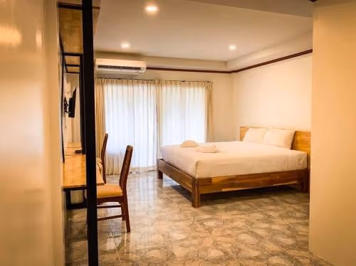 Superior King Room
