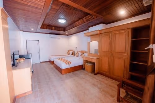 Triple Room with Pool View