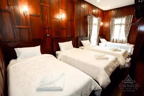 Quadruple Room with Terrace