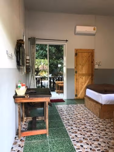 Large Double or Twin Room