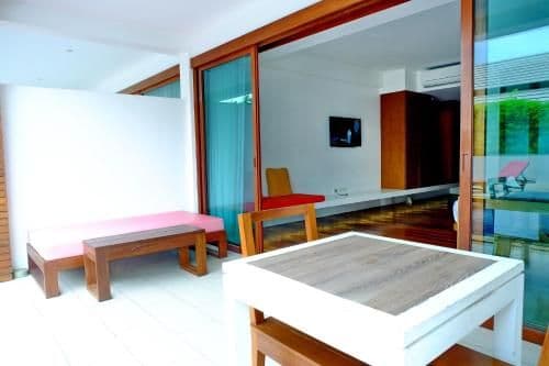 Family Room with Sea View