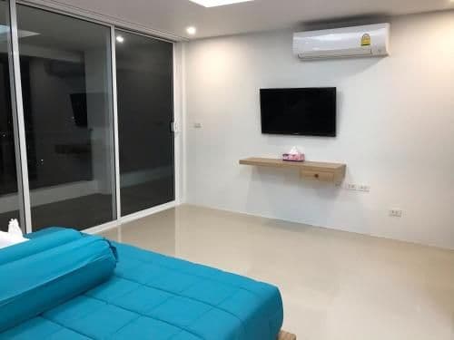 Queen Suite with Sea View
