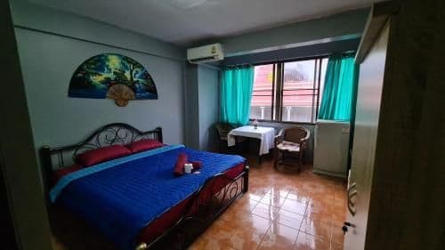 Large Double Room