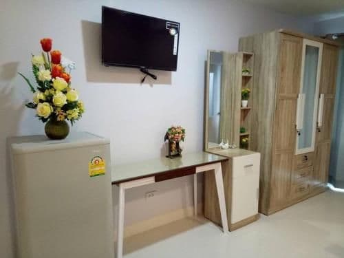 Mixed Dormitory Room