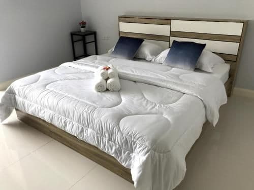 Mixed Dormitory Room