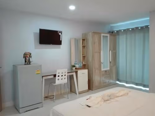 Mixed Dormitory Room