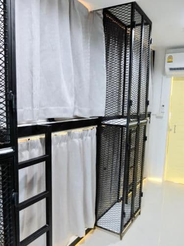 Bunk Bed in Mixed Dormitory Room
