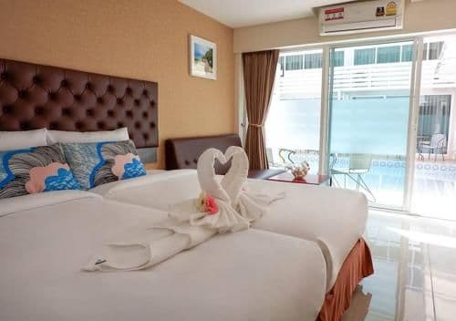 Deluxe Double Room with Pool Access