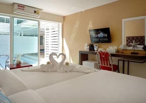Deluxe Double Room with Pool Access