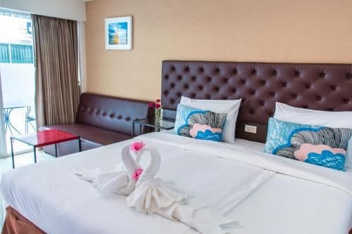 Deluxe Double Room with Pool Access