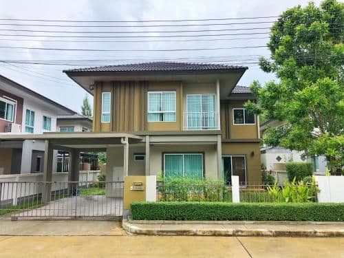 Villa with Garden View