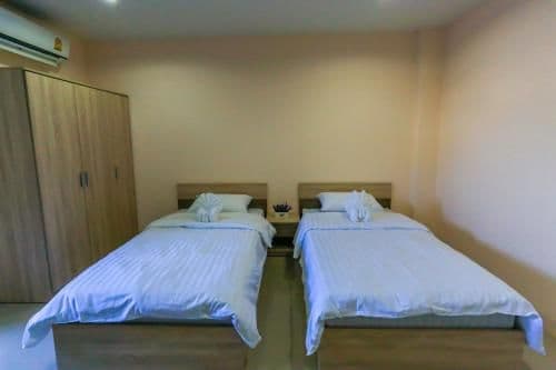 Twin Room with Private Bathroom