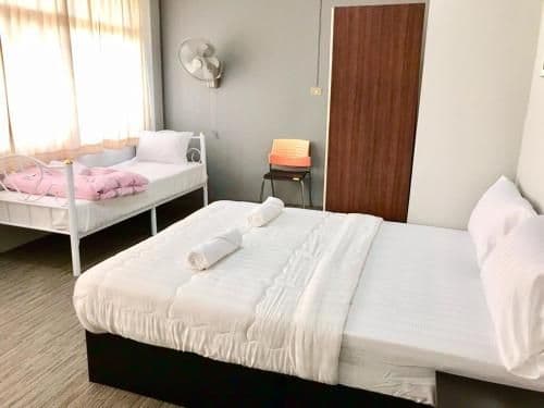 Budget Triple Room