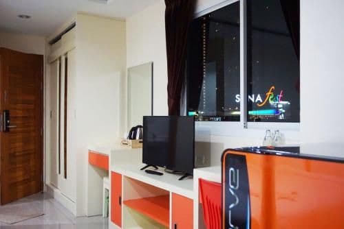 Studio with Balcony