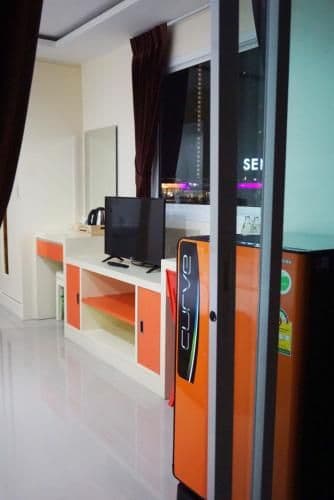 Studio with Balcony