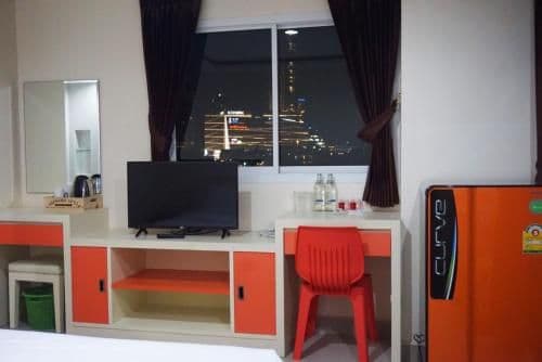 Studio with Balcony