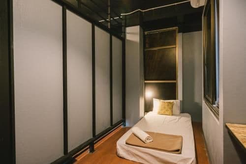 Single Room with Shared Bathroom
