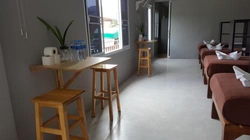 Single Bed in Mixed Dormitory Room