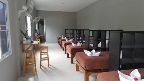 Single Bed in Mixed Dormitory Room