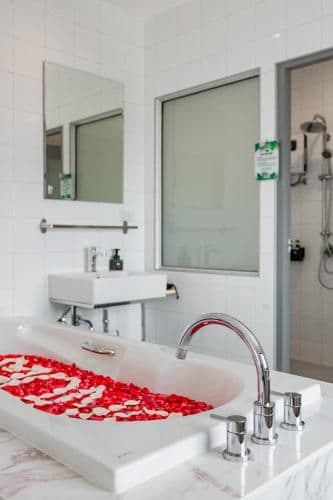 Deluxe Double Room with Bath