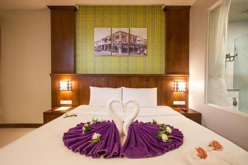 Deluxe Double Room with Pool Access