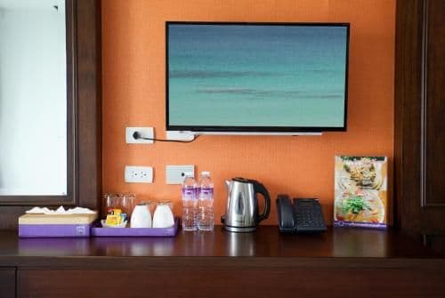 Deluxe Twin Room with Pool Access