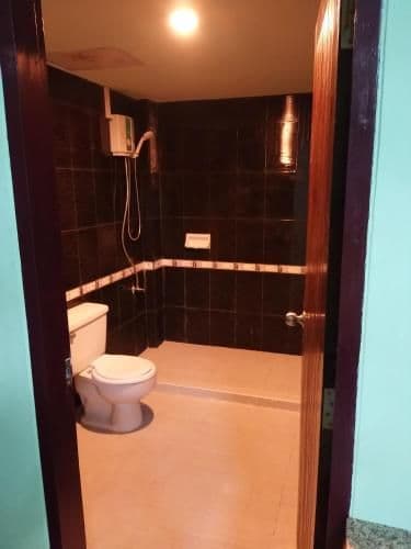 Deluxe Room (2 Adults + 1 Child)