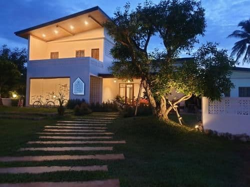 King Room with Pool View