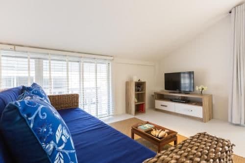 Studio Apartment with Sea View