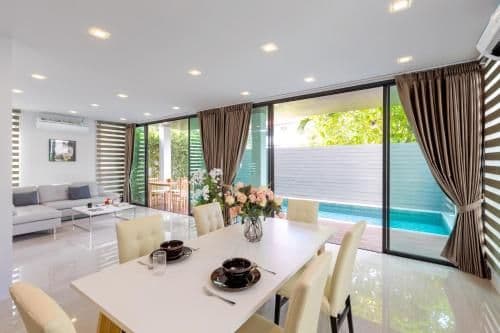 Modern Pool Villa Retreat