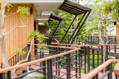 Villa with Garden View