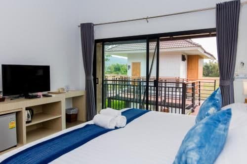 Villa with Garden View