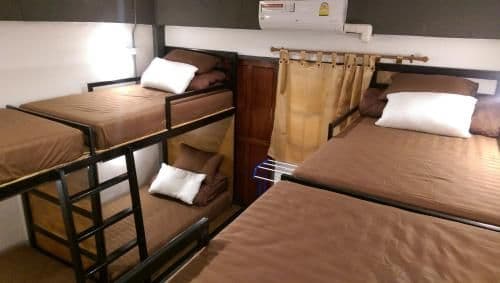 Mixed Dormitory Room