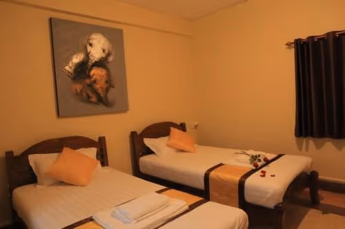 Twin Room with Private Bathroom