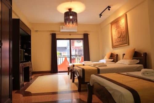 Triple Room with Private Bathroom