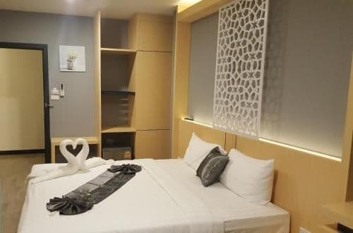 Deluxe Double Room with Balcony and Sea View